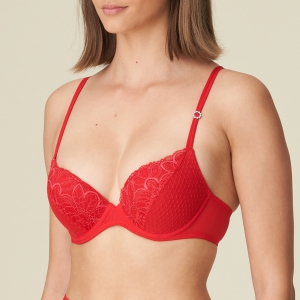 Linda TRR true red