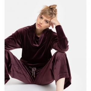 Dames homewear in velours 333 bordeaux