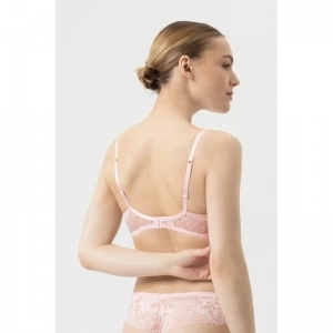 Luxurious 558 Bonbon pink